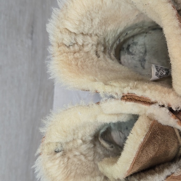 Ugg Australia Women 1012359 Ankle Leather Sheepskin Boots Lace up shoes sz 7 - Picture 4 of 14